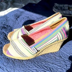 Tom’s Wedge Sandal